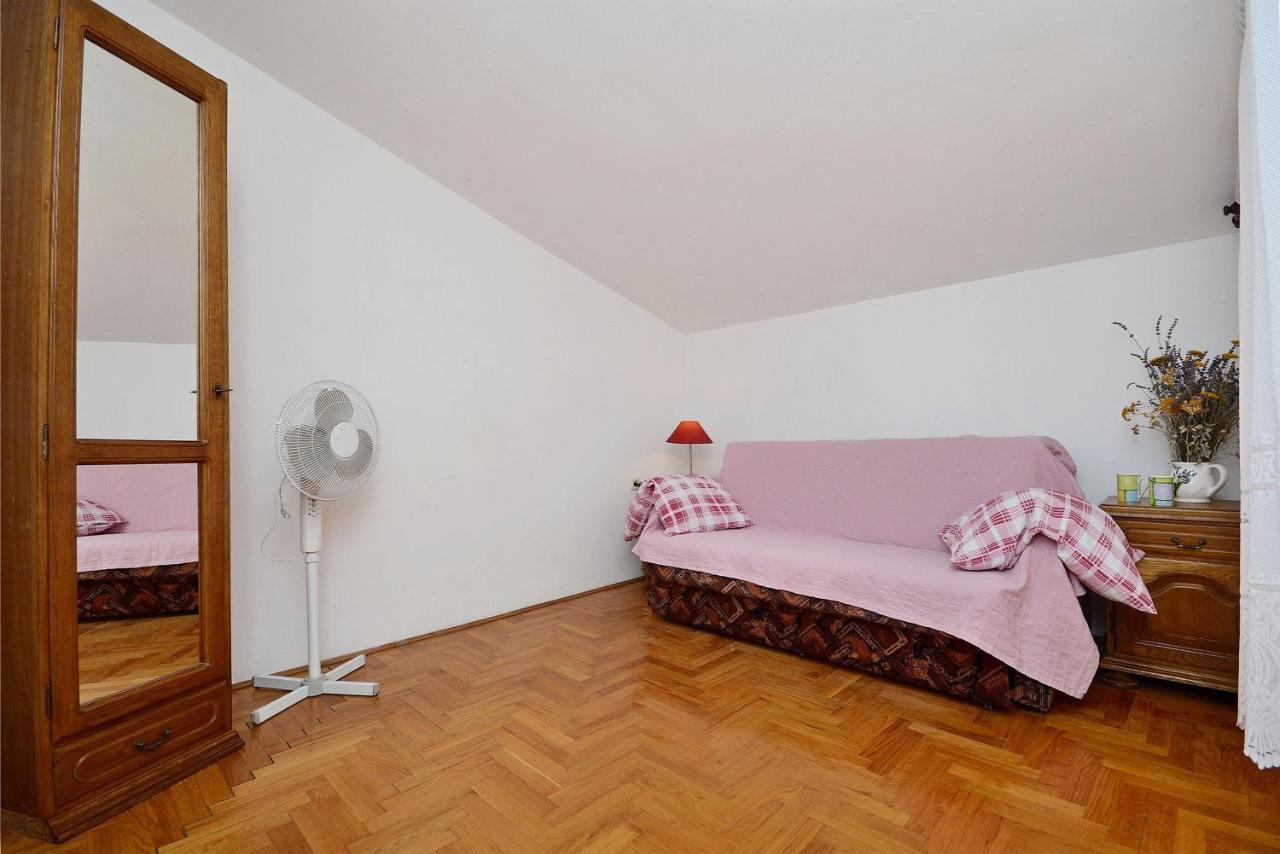 Apartments Miljenka Vodice Ngoại thất bức ảnh