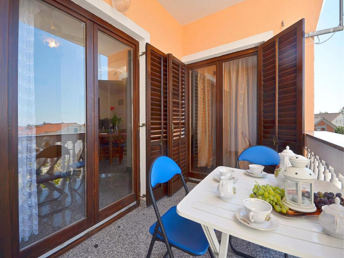 Apartments Miljenka Vodice Ngoại thất bức ảnh