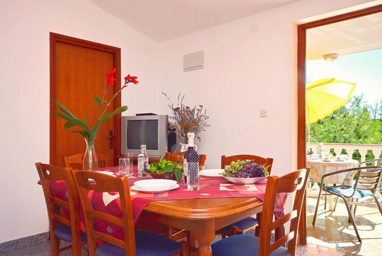 Apartments Miljenka Vodice Ngoại thất bức ảnh