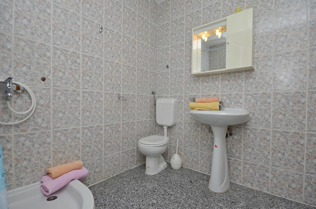 Apartments Miljenka Vodice Ngoại thất bức ảnh