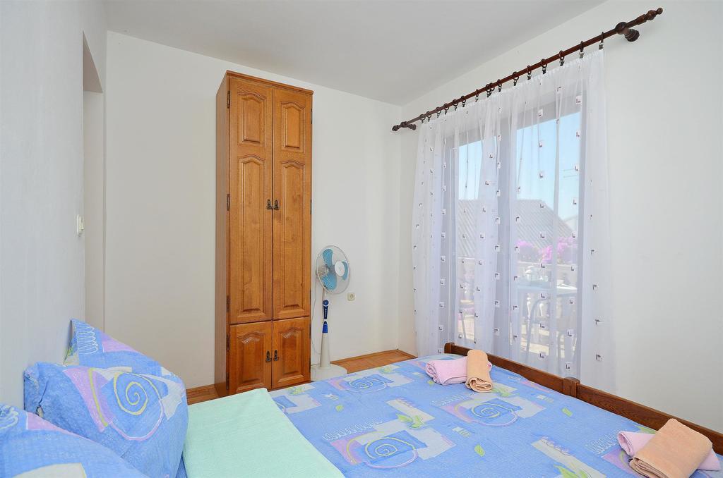 Apartments Miljenka Vodice Ngoại thất bức ảnh