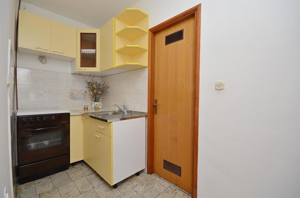 Apartments Miljenka Vodice Ngoại thất bức ảnh